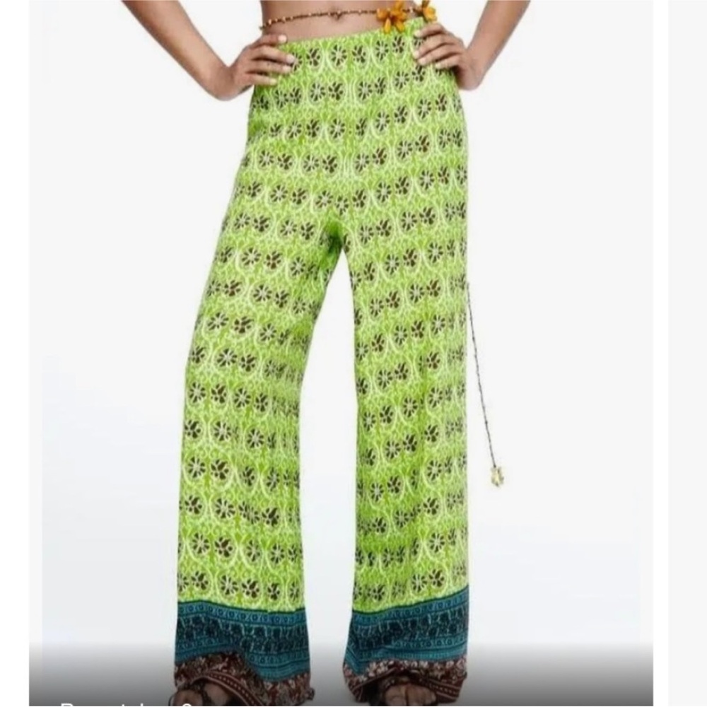 **NWT** Zara Wide Leg Printed Pant